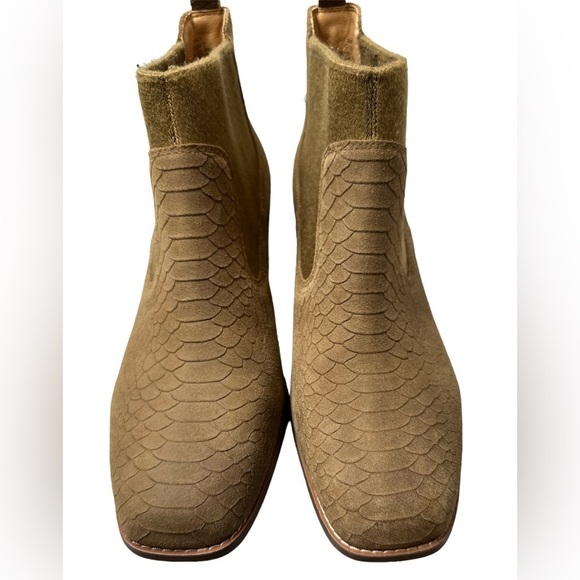 Crown Vintage Women's Leather Giancita Slip On Ankle Boots Size 9.5 Tan EUC! - Picture 2 of 9